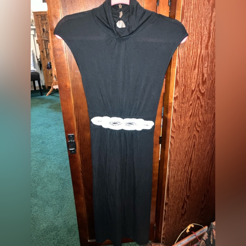 Womens Black Sleeveless Soft/Stretchy Long Dress, Pearls/Sequins Waist, Tie Back